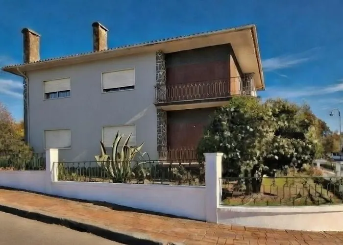 Moradia Santa Comba בית נופש *