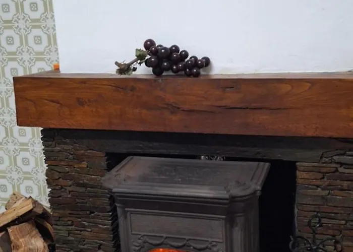 בית נופש Moradia Santa Comba *